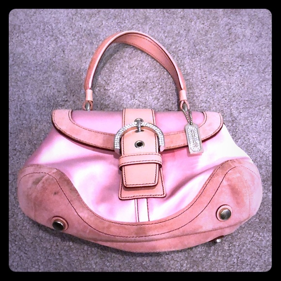 - Pink Coach bag - Picture 1 of 3